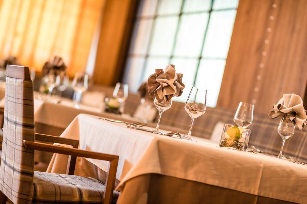Alpine Luxury Spa Resort Schwarzenstein Lutago Eksteriør billede