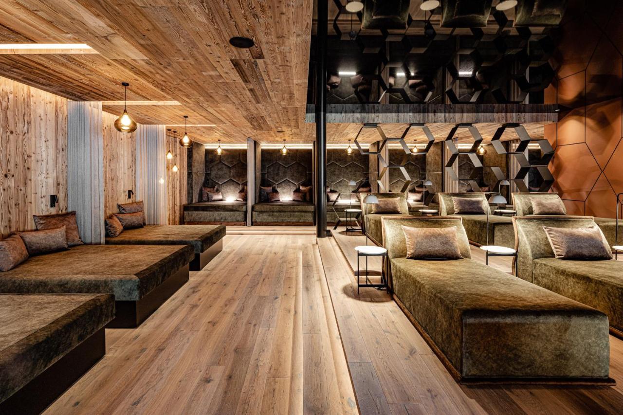 Alpine Luxury Spa Resort Schwarzenstein Lutago Eksteriør billede