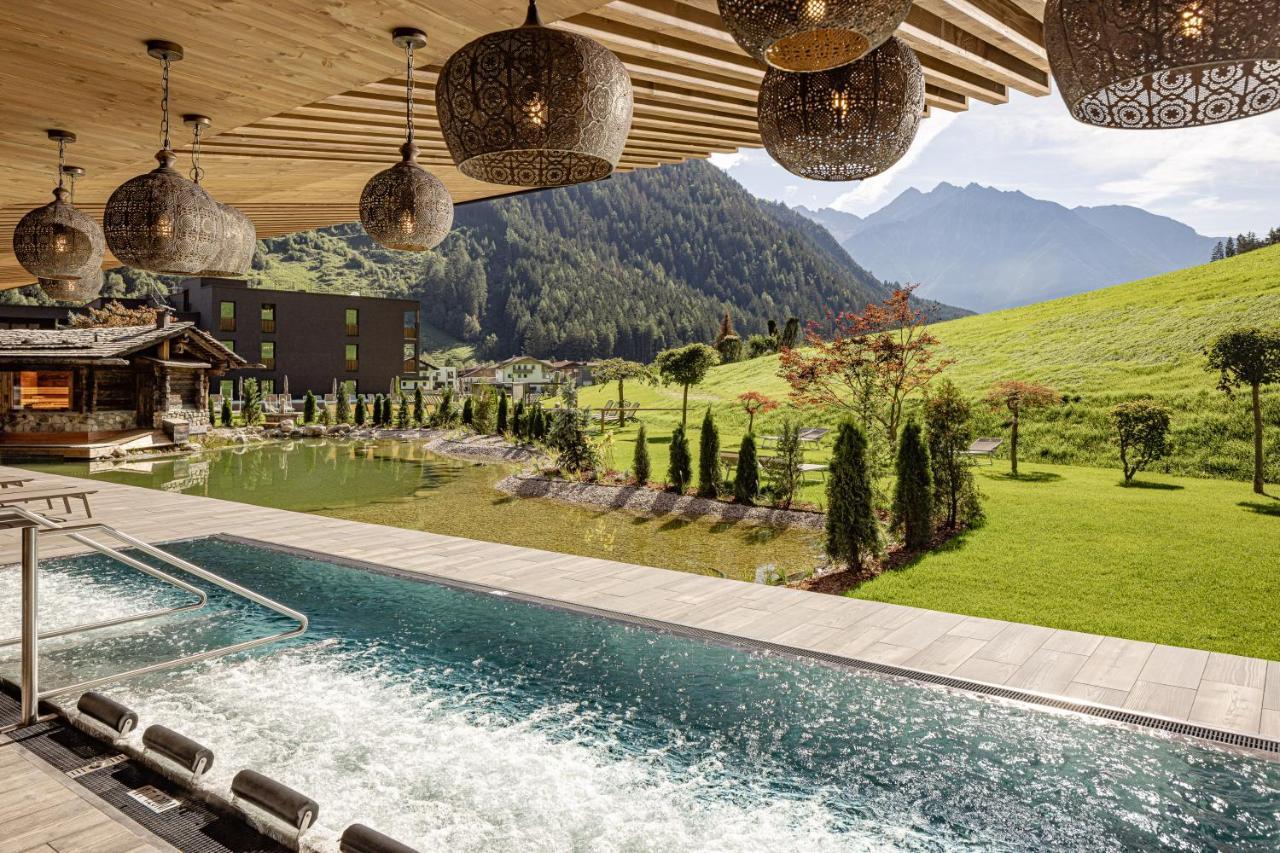 Alpine Luxury Spa Resort Schwarzenstein Lutago Eksteriør billede