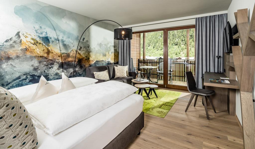 Alpine Luxury Spa Resort Schwarzenstein Lutago Eksteriør billede