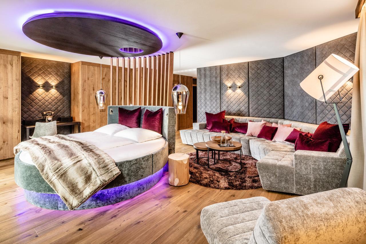 Alpine Luxury Spa Resort Schwarzenstein Lutago Eksteriør billede