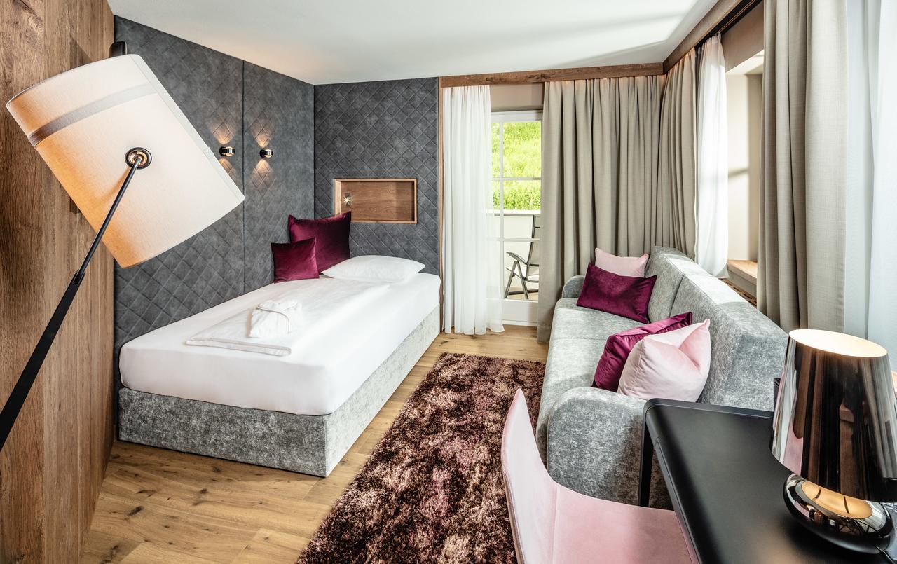 Alpine Luxury Spa Resort Schwarzenstein Lutago Eksteriør billede